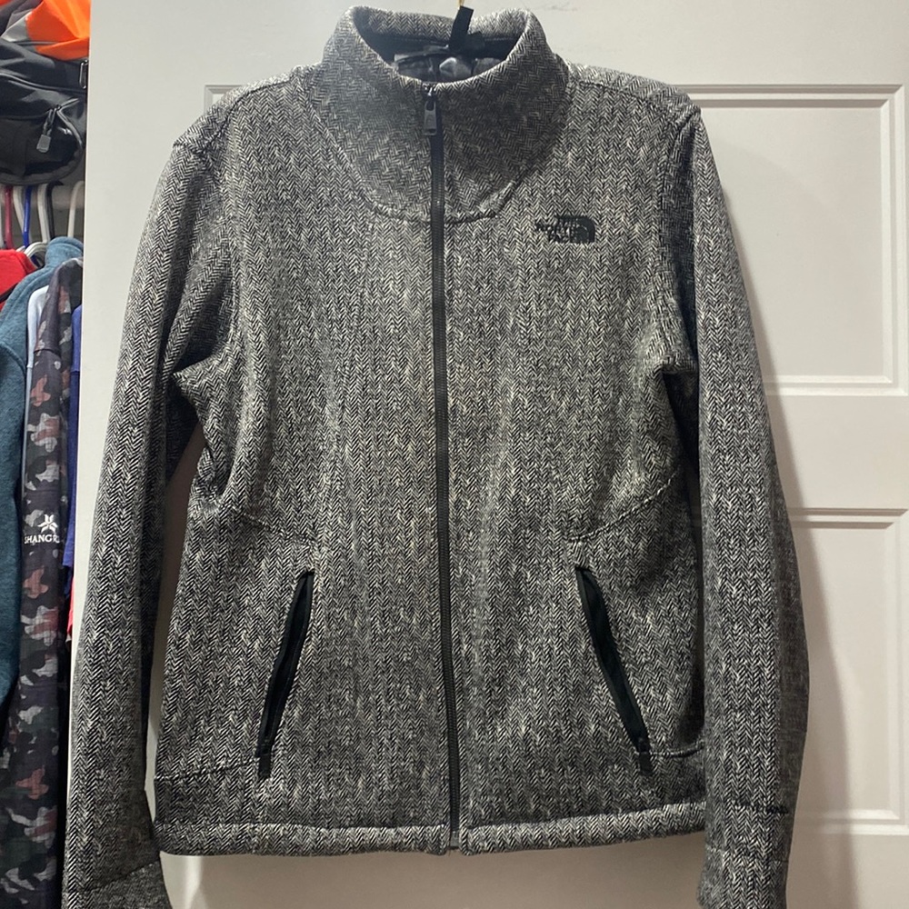 North face jacket size M